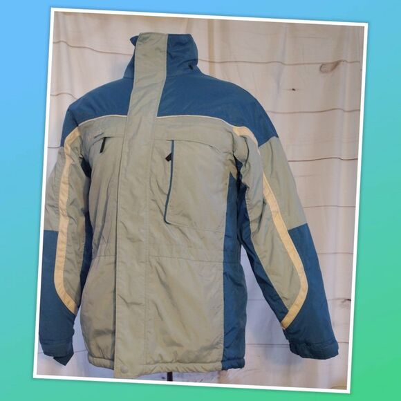 Columbia Coat with 5 pockets, zip and snap closure size 14/16. no hood - Picture 1 of 4